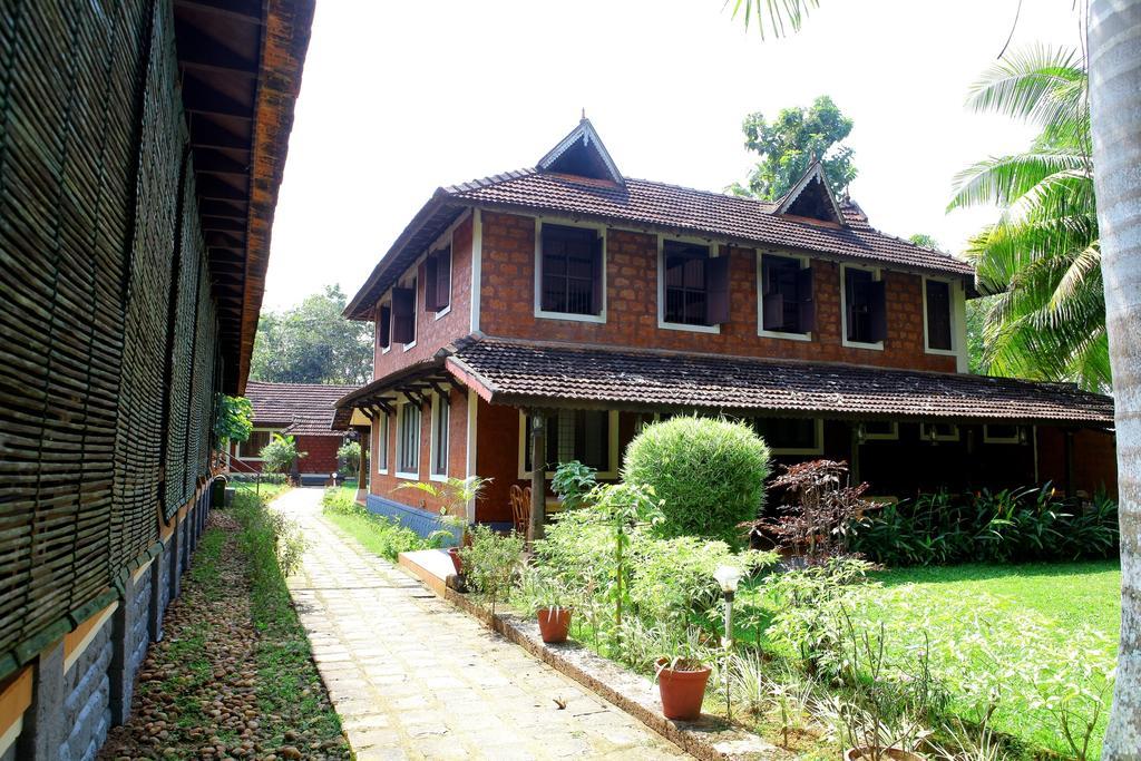 Athreya Ayureveda Centre Hotel Kottayam Exterior photo